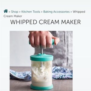 Pampered Chef Whipped Cream Maker / New without Box Make me an Offer!